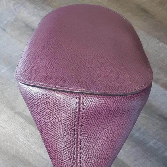 SOLD!! HP 🎉 Michael Kors Leather Tote - Picture 6 of 9